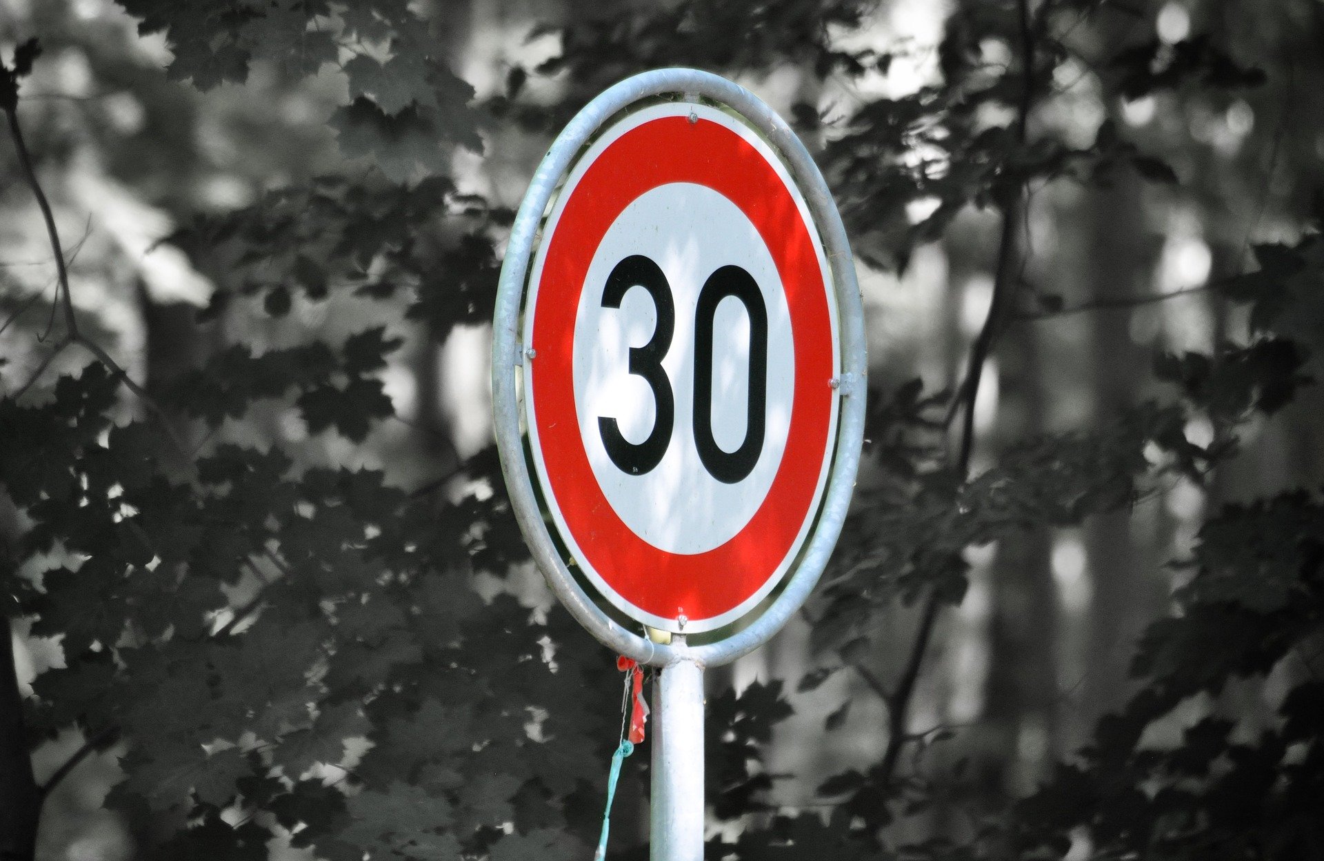 Tempo 30 Schild